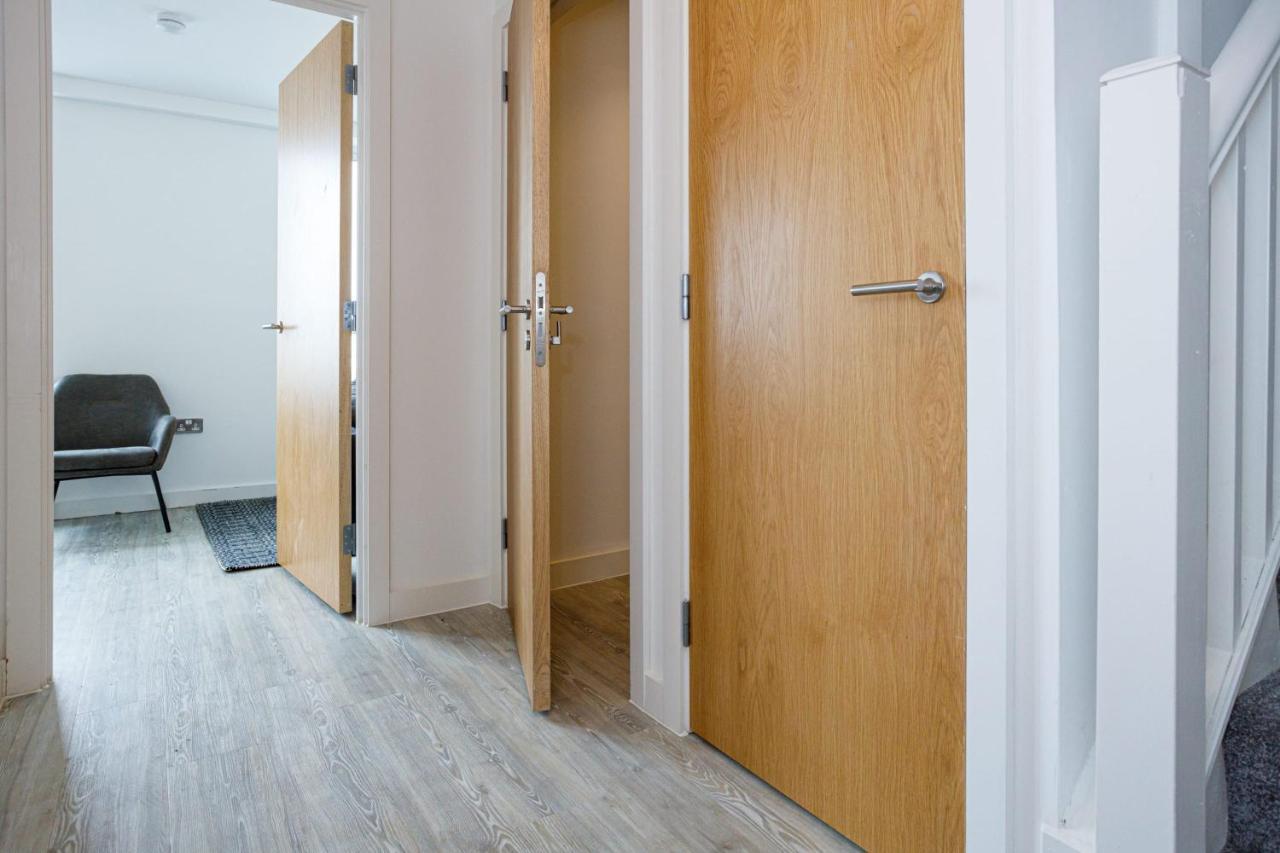 Contemporary 2 Bedroom Duplex In Salford Manchester Exteriör bild